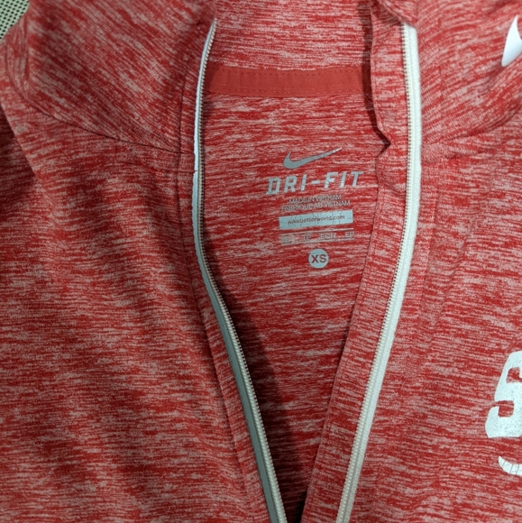 SMU Dri- Fit Pullover - Picture 3 of 9